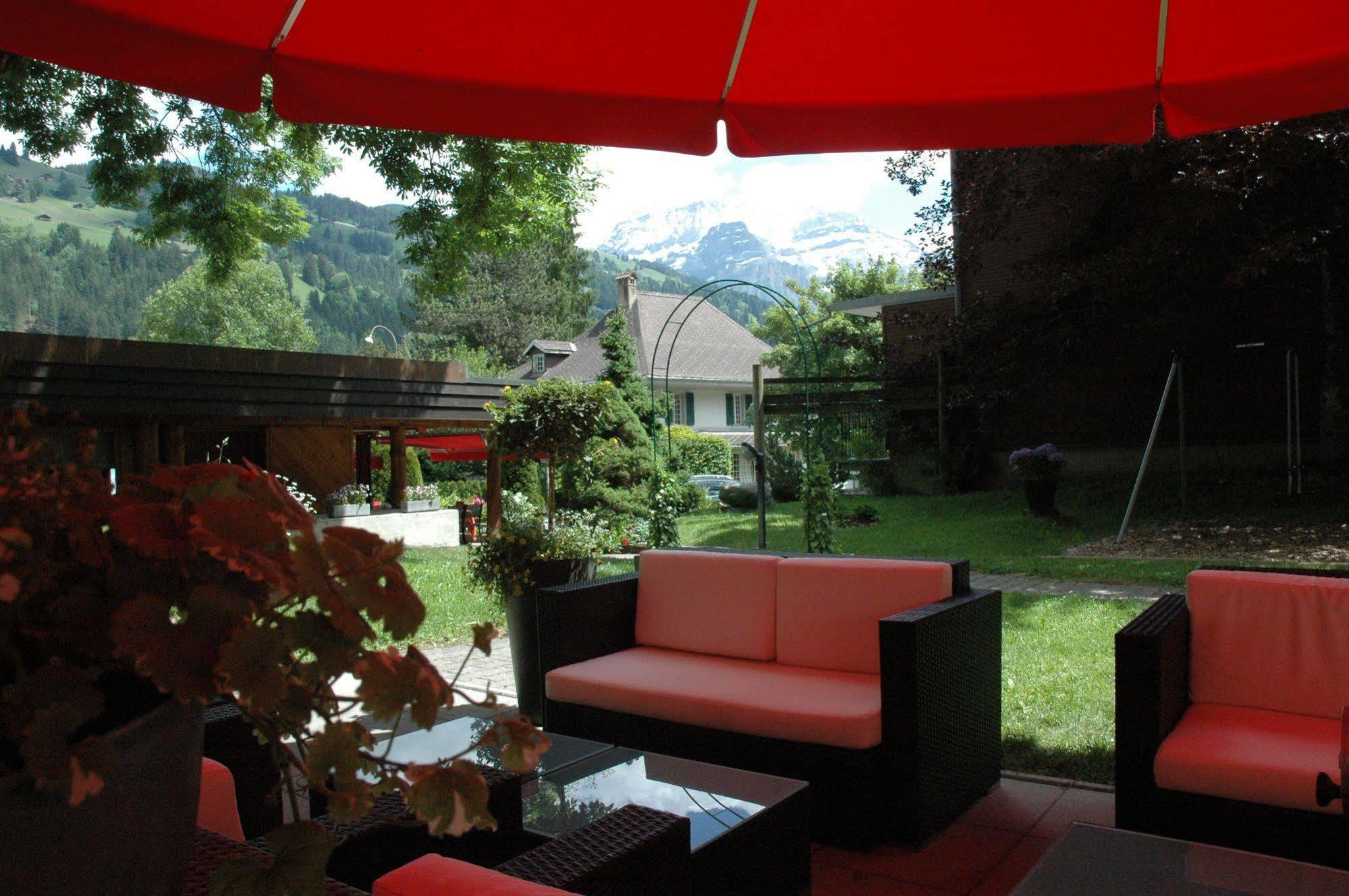 Hotel Kreuz Lenk Exterior foto